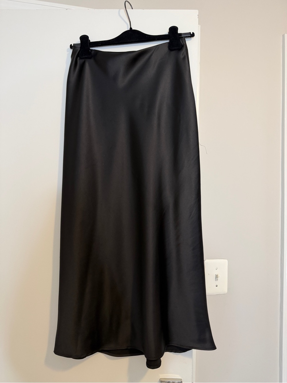 Zara Black Satin Slip Skirt - Women